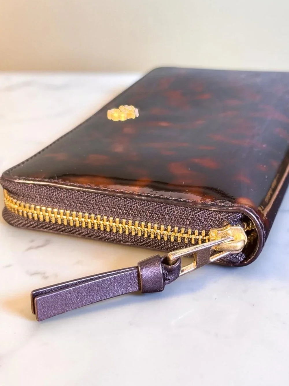 Tory Burch Robinson Tortoise-Shell Print Patent Leather Zip Around Wallet